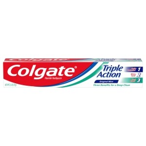 Colgate Triple Action Toothpaste, Mint - 2.5 Ounce