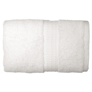 White Bath Towels — Ada Avenue Interiors