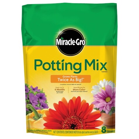 Miracle-Gro Indoor Potting Mix, 8-qt. Bags | Family Dollar